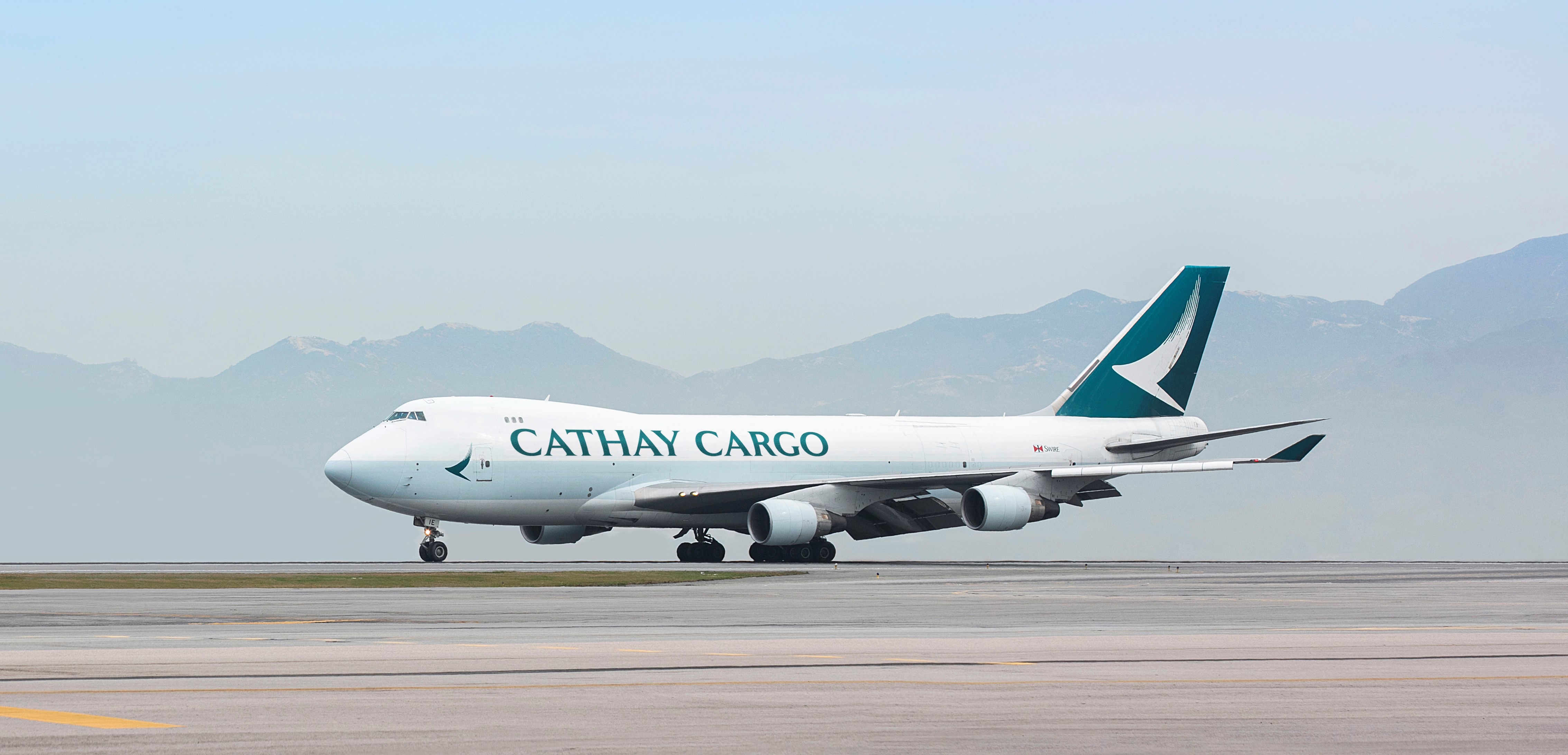 cathay pacific chinese new year parade