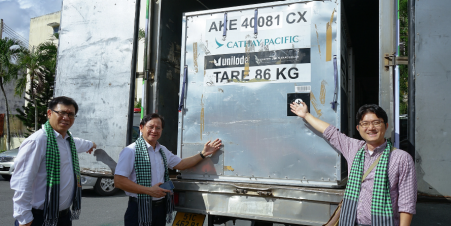 国泰货运负责运送首批越南柚子出口到美国