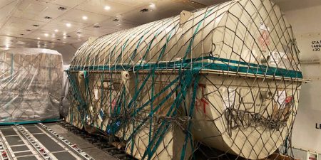 國泰貨運舉重若輕