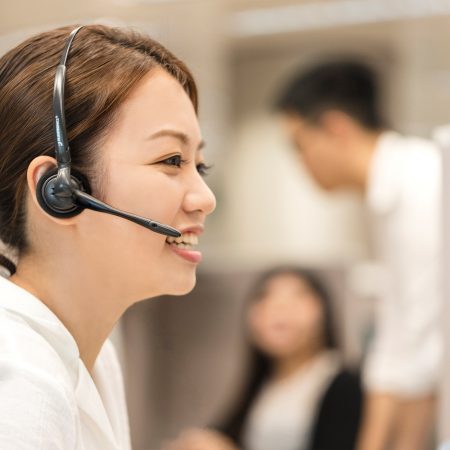 The Cathay Cargo Terminal logo in Mandarin on a wall
