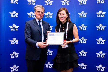 Jenny Lam receiving IATA CEIV Fresh certificate