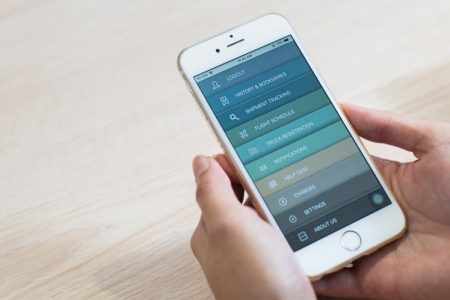 Smartphone with cargo tracking app