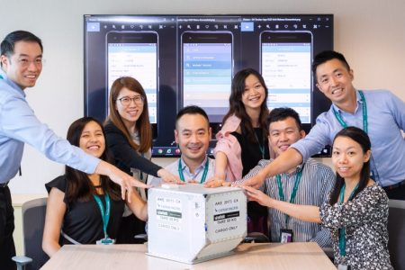 Calvin Hui and Cathay Cargo team with ULD model