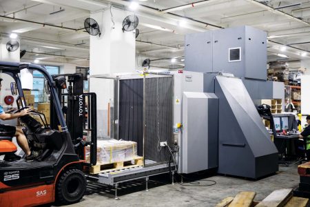 screening facilities in shipair express hong kong warehouse