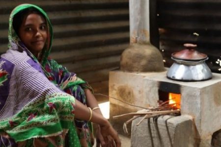 Lady with Bondhu Chula stove
