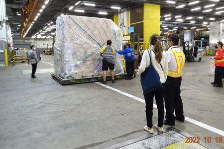 Art shipment in a warehouse