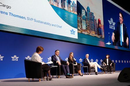 Cathay Director Tom Owen (second from left) says that the greater efficiencies in the air cargo supply chain are an untapped opportunity