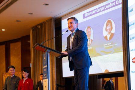 貨運董事歐永棠於開幕致辭中歡迎TIACA的嘉賓蒞臨香港